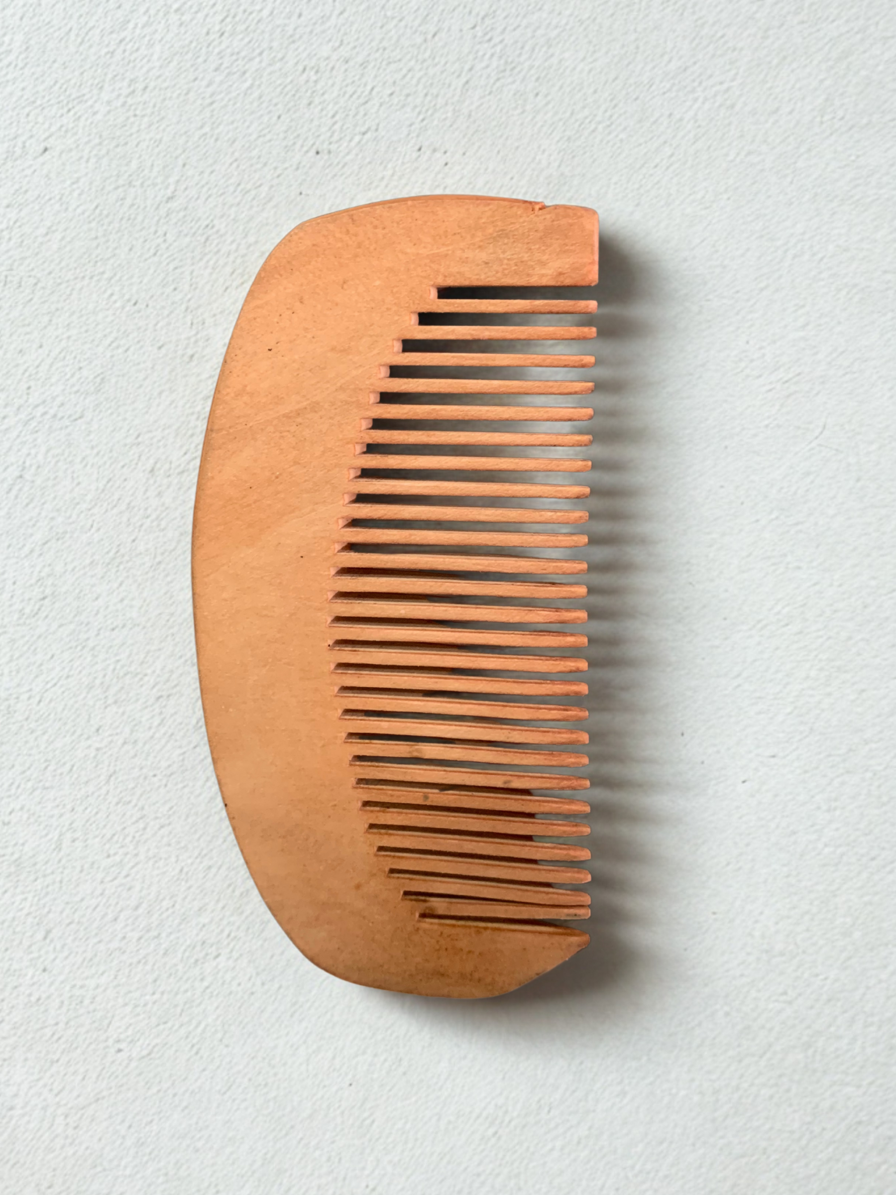 PENTE DE MADEIRA PARA BARBA